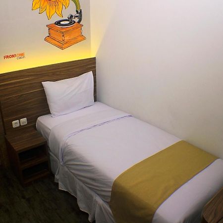 Front One Cabin Malioboro Jogja Yogyakarta Ngoại thất bức ảnh